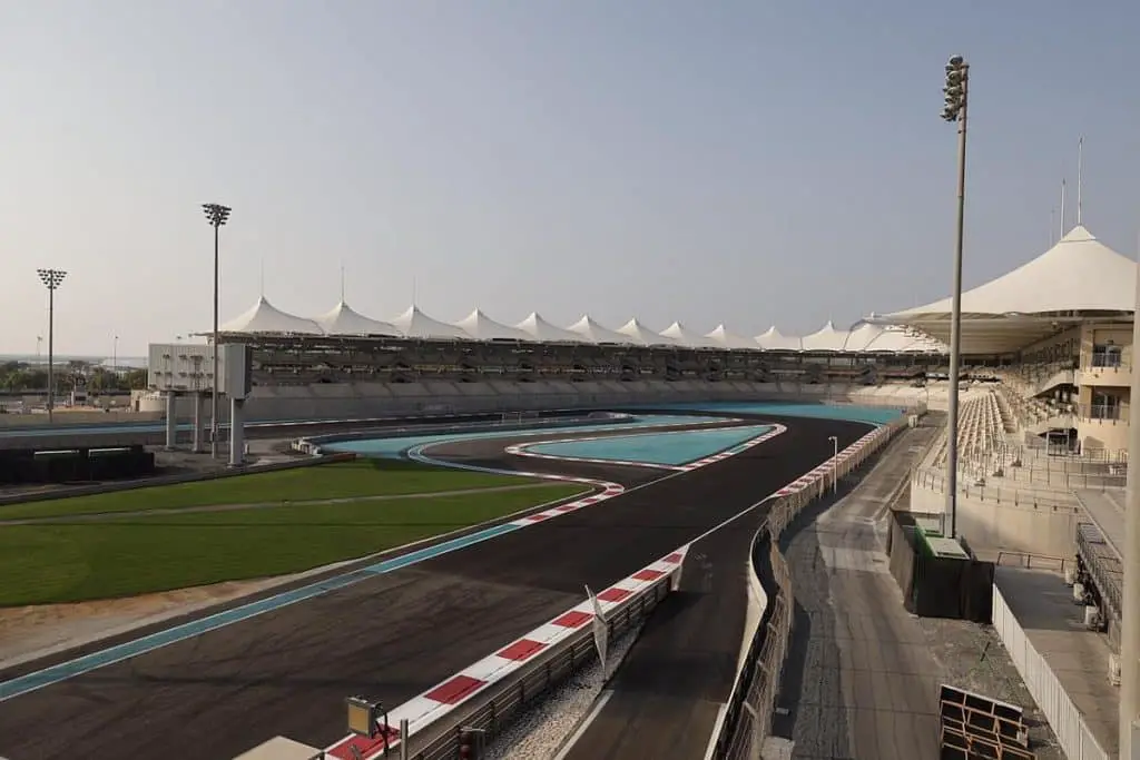 Best seats at the Abu Dhabi F1GP - Know your options