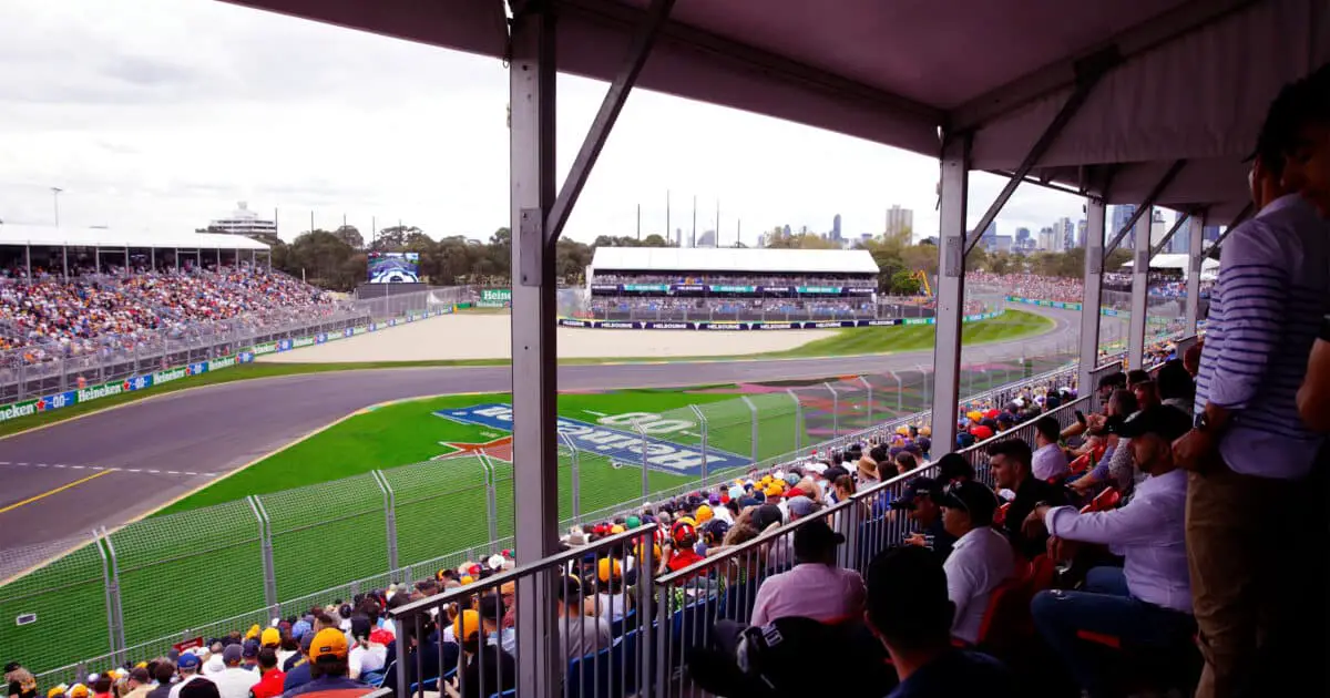 Best seats at the Australia F1 Grand Prix in Melbourne Review